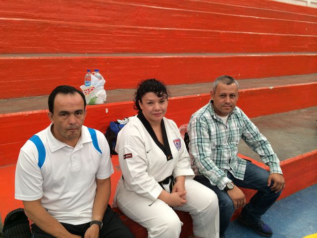 MASTER JAIME GOMEZ, VICEPRESIDENTE DE COPAT, SBN GINA LARA ARBITRO NACIONAL, MASTER ENRIQUE MARTINEZ VICEPRESIDENTE DE COPAT, EN EL SEMINARIO DE FORMAS